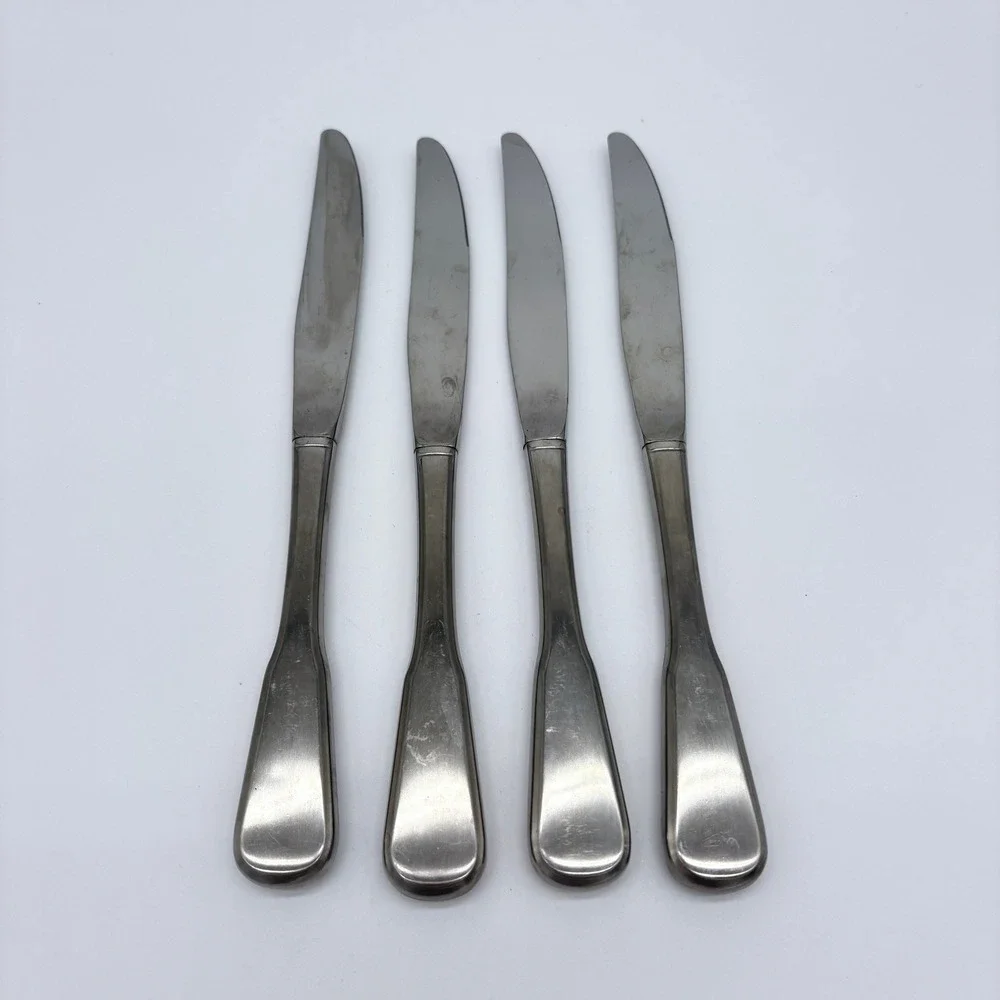 Oneida Deluxe Independence Stainless Steel Set of 4 Dinner Knives